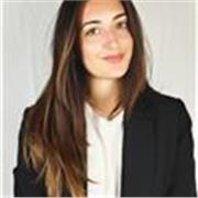 Dottoressa in legge impartisce lezioni di Diritto