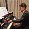 Insegnante di pianoforte,teoria e solfeggio