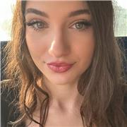 Tutor multilingue (Italiano, Inglese, Spagnolo, Francese, Russo, Turco), ripetizioni e aiuto compiti per scuola primaria e media.