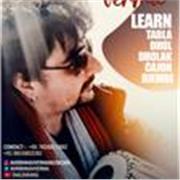 Clases de tabla hindu.Maestro de tabla con 30 años de experiencia. Clases online desde India,y packs de estudio presencial en India