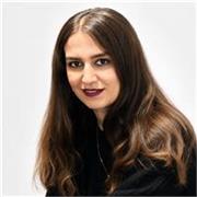 An experienced, patient tutor dedicated to building your confidence and improving your English communication skills effectively.