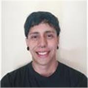 Estudiante universitario avanzado en desarrollo de videojuegos con conocimiento de inglés nivel c2