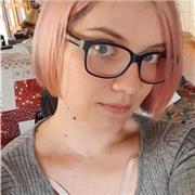 Laureata in Graphic Design ed Illustrazione offre lezioni per l'uso di Photoshop