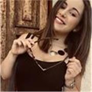 Ragazza madrelingua diplomata settore turistico,offre conversazione in lingua inglese,con lo scopo di migliorare la pronuncia