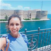 Impartisco ripetizioni di latino, greco e ulteriori materie del liceo classico, tutoring per tutti gli esami di giurisprudenza, oltre ad aiuto compiti per le scuole elementari e medie