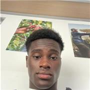 Sono un ragazzo di madre lingua francese ,sto frequentando il corso socio-sanitario quindi potrei essere utile anche in psicologia