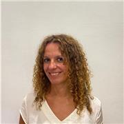 Traductora de francés titulada, he impartido clases de francés  de forma presencial, online, y clases de conversación telefónicas