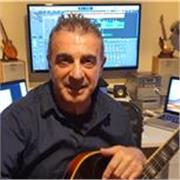 Vuoi imparare a suonare 
la chitarra o migliorare le tue performance?