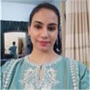 English tutor who teaches English language to all age brackets 