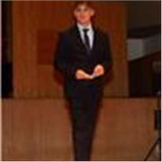 Estudiante de universidad en salamanca. Que ha ganado premios de acceso a la universidad y quiere enseñar a los alumnos