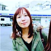 I'm an experienced visual development artist helping creatives elevate their storytelling and design skills.