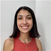 Profesora de apoyo para la asignatura de inglés en modalidad online