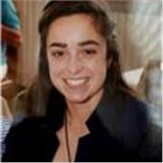 Profesora de todas las edades y niveles de programación 