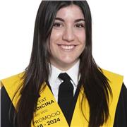 Profesora de alemán, con educación alemana desde la infancia y familiares alemanes imparte clases online o presenciales de alemán.Tengo experiencia previa en una academia de idiomas y dando clases a particulares