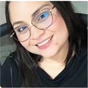 Profesora de Matemáticas, apta para solamente niños y adolescentes.