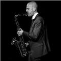 Profesor de música imparte clases de saxofón clásico/jazz, lenguaje musical, armonía, preparación pruebas acceso a ee.pp