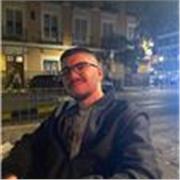 Profesor de filosofía, humanidades, lengua e historia