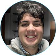 Insegnante di Storia disposto a insegnare online