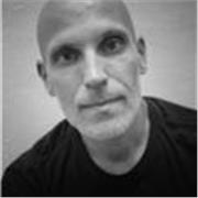 Ciao, sono Luca. Sono un Professional Expert Counselor e un Educatore Professionale. Proviamo a rispondere insieme al Tuo bisogno?
