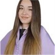 Graduada en Psicología, me encantan los niños y creo que la carrera que he estudiado puede servirme de ayuda para enfocar las clases