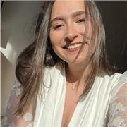 Étudiante en droit, expérience d’enseignement à des primaires et collégiens (possibilité lycée)