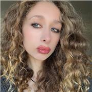 Are you looking to immerse yourself in the English language? Then I am the girl for you !!