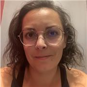 Je propose des cours d’anglais pour débutants et confirmés pour perfectionner votre pratique. Je favorise le jeu et la discussion