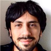 Erfahrener Englisch Lehrer, der Kinder und Erwachsene aller Alters- und Erfahrungsgruppen unterrichtet