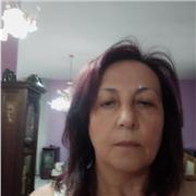 Docente di italiano impartisce lezioni