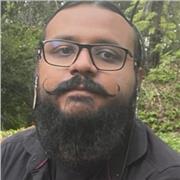 Historiador especializado en clases de sociales para niños y adultos, con alta capacidad comunicativa y de análisis de los diversos temas que conforman la Historia Universal y nacional, enfocados en la resolución de exámenes y pruebas de estado relacionad