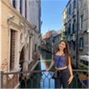 Studentessa OFFRE AIUTO COMPITI e RIPETIZIONI di INGLESE a tutti gli studenti delle scuole elementari, medie e superiori