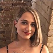 Laureata col massimo dei voti, specializzata nell'insegnamento, propone DOPOSCUOLA per ogni grado