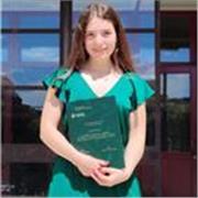 Ripetizioni per medie e superiori e aiuto compiti per tutte le età! Laureata in giurisprudenza con livello di inglese avanzato