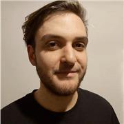 Laureato in Lingue, mercati e culture