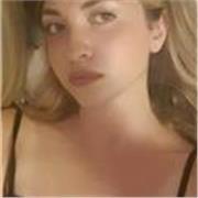 Laureata cum laude in Lettere moderne impartisce lezioni private di materie umanistiche