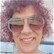Se sei alla ricerca di una brava tutor per aiutate le ragazze e i ragazzi nel raggiungimento dei loro obiettivi, contattami !
