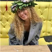 Laureata in chimica triennale e studentessa di chimica magistrale