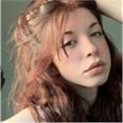 Salve! Sono Angela, una ragazza di 18 anni all’ultimo anno del liceo classico, offro ripetizioni di inglese e italiano a studenti delle medie/liceo