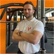 Se cerchi il Personal Trainer per migliorare il tuo aspetto estetico faccio al caso tuo.