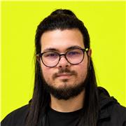 Corso di Web Design per Scuole Medie con un UX/UI Designer esperto dell'industria dei videogiochi