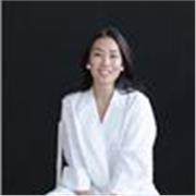 I am a friendly and patient native Russian speaker who focuses on practical, spoken Russian :))