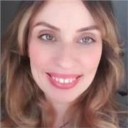 Soy redactora SEO y Copywriter y doy clases a cualquier persona que desee iniciarse en este ámbito. 