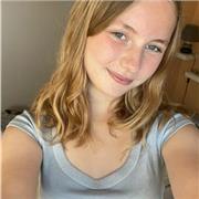 Étudiante en biologie, offre des cours pour des élèves de primaire