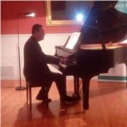 Profesor de Piano clásico y moderno, lenguaje musical, armonía y composición y arreglos