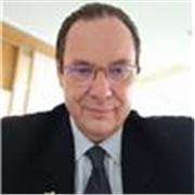 Maestro y asesor de estudiantes de derecho