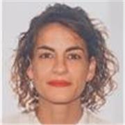 Profesora de apoyo escolar especializada en clases para niños y niñas