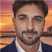 Offro lezioni e ripetizioni personalizzate per bambini e ragazzi, con l’obiettivo di aiutarli a migliorare il loro rendimento.