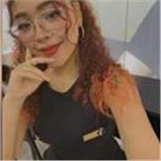 Profesora de Cosmetologia , Diseño de mira y Sistema de Uñas