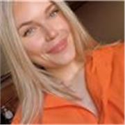 Profesora de secundaria con alto nivel de inglés