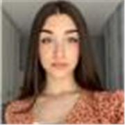 Estudiante de Educación Social con conocimiento en materias hasta Bachillerato, preferiblemente idiomas. 